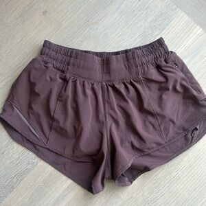 Lululemon Hotty Hot Shorts 2.5